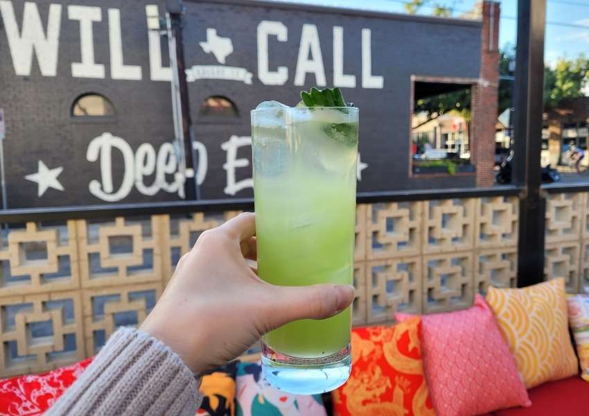 5+ MustTry Restaurants in Deep Ellum UNATION