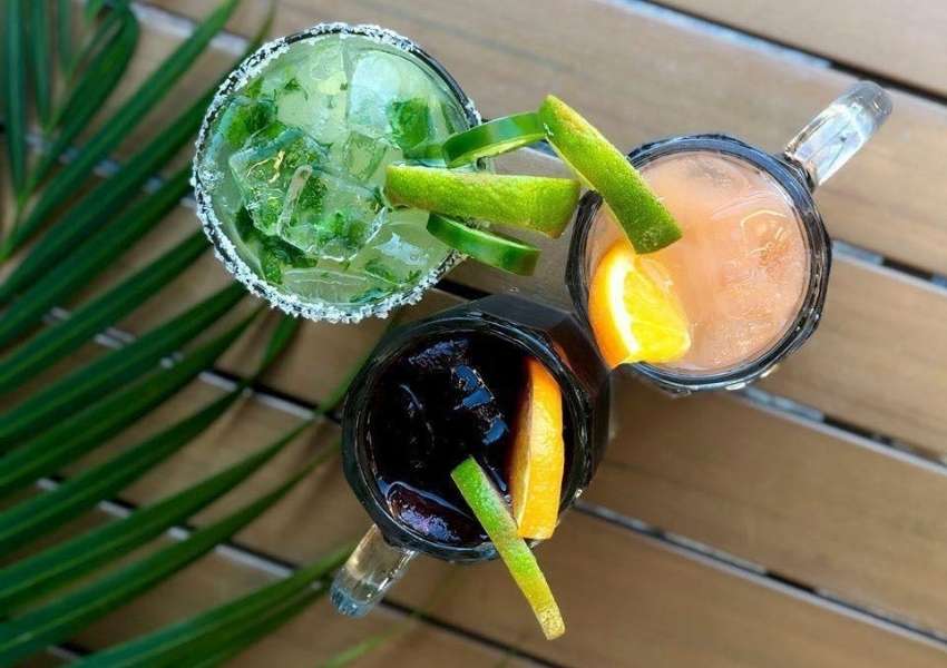 The 6 Best Places For Happy Hour in Clearwater UNATION