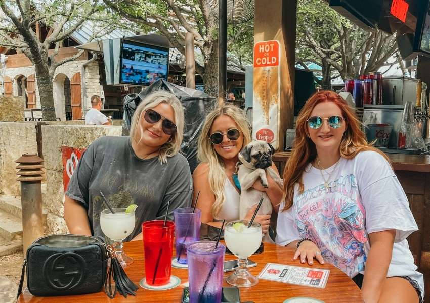 The Best Sports Bars in Uptown Katy Trail Ice House-dallas-thingstodoindallas|The Nodding Donkey-dallas-thingstodoindallas|State & Allen-dallas-thingstodoindallas|Happiest Hour-dallas-thingstodoindallas|