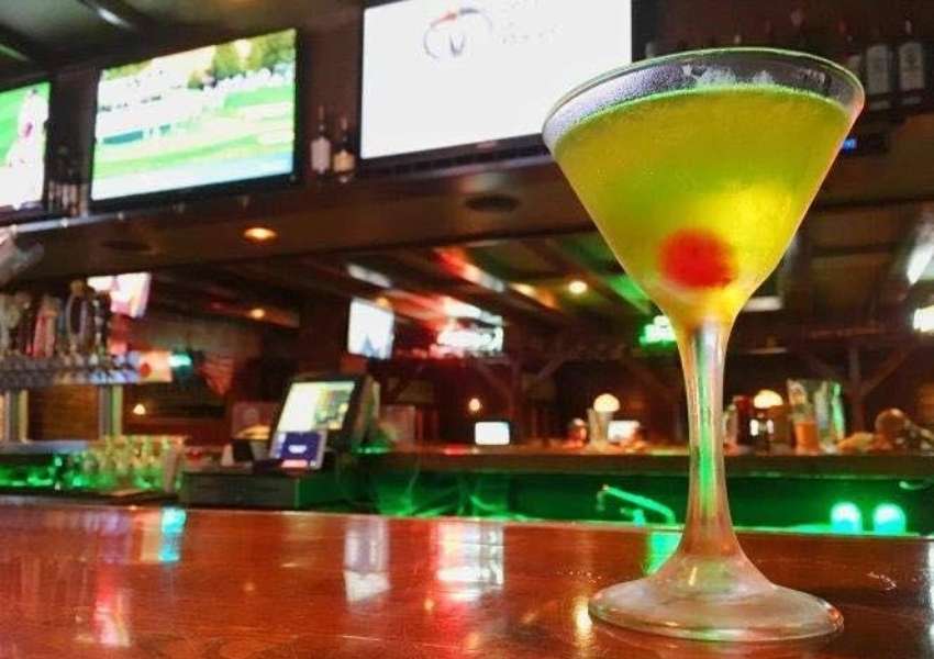 The 6 Best Places For Happy Hour in Clearwater UNATION