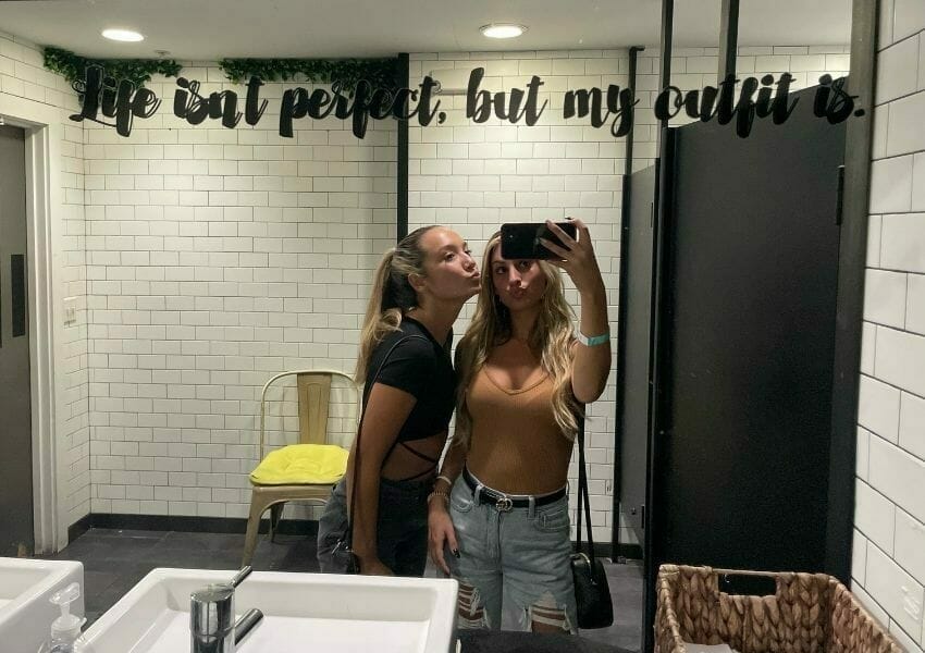 8 Instagrammable Bathrooms in Tampa Bay for Your Next Selfie