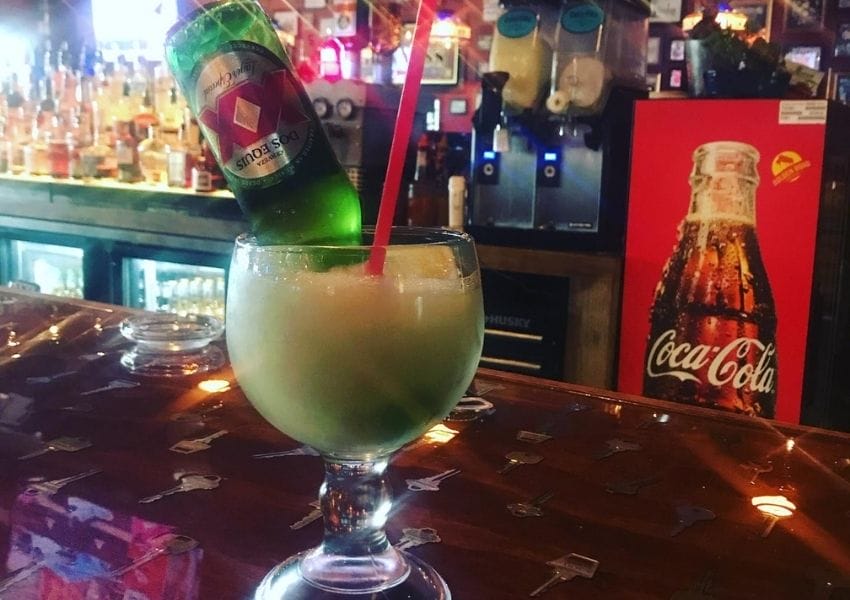 4 Bars in Jersey Village We Absolutely Love UNATION