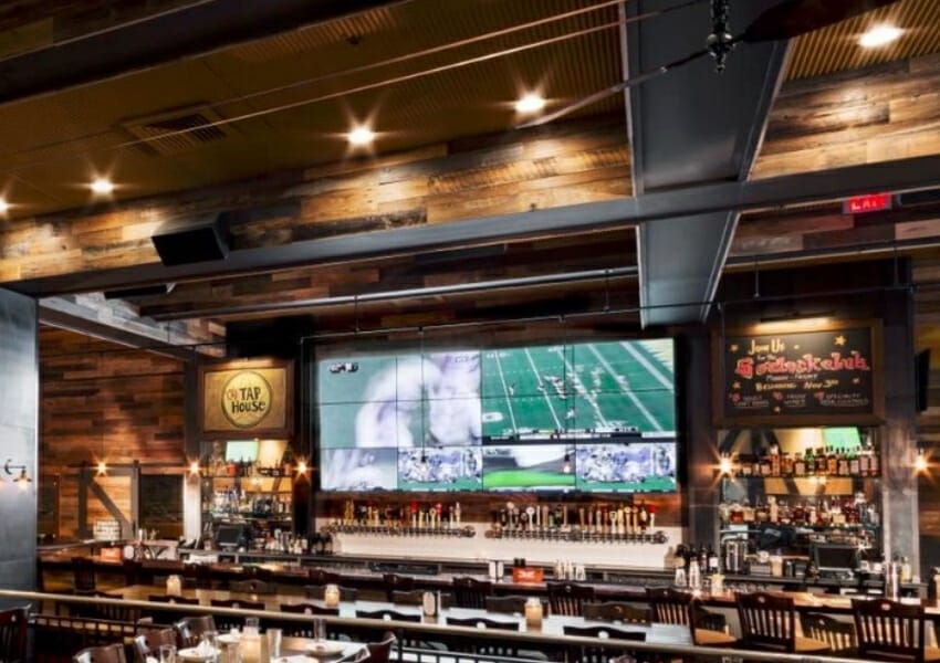 Philly's Sports Bar in Arizona Is a Philadelphian's Home Away From