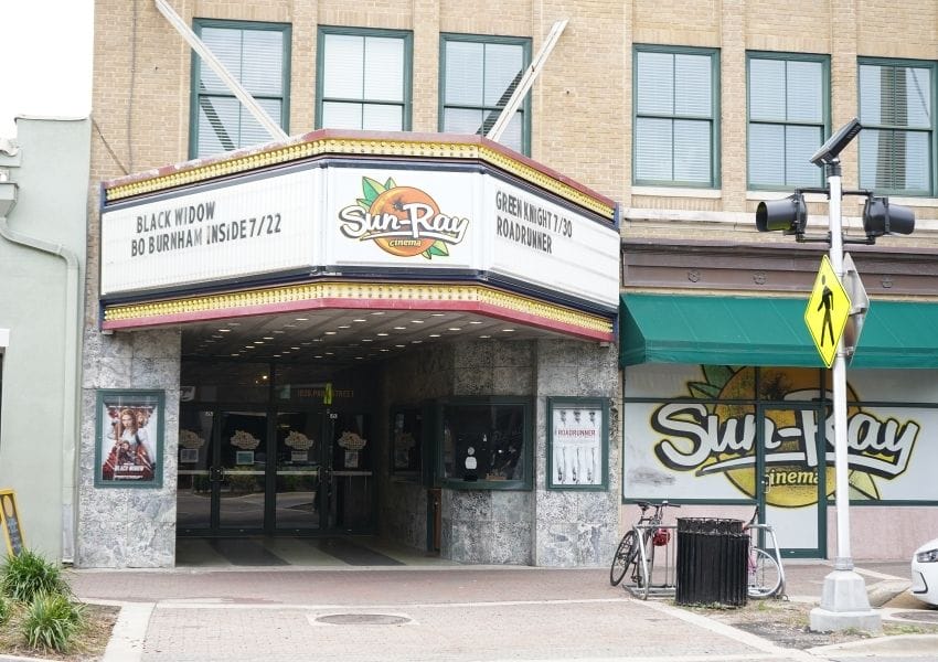 Movie Theaters In Jacksonville