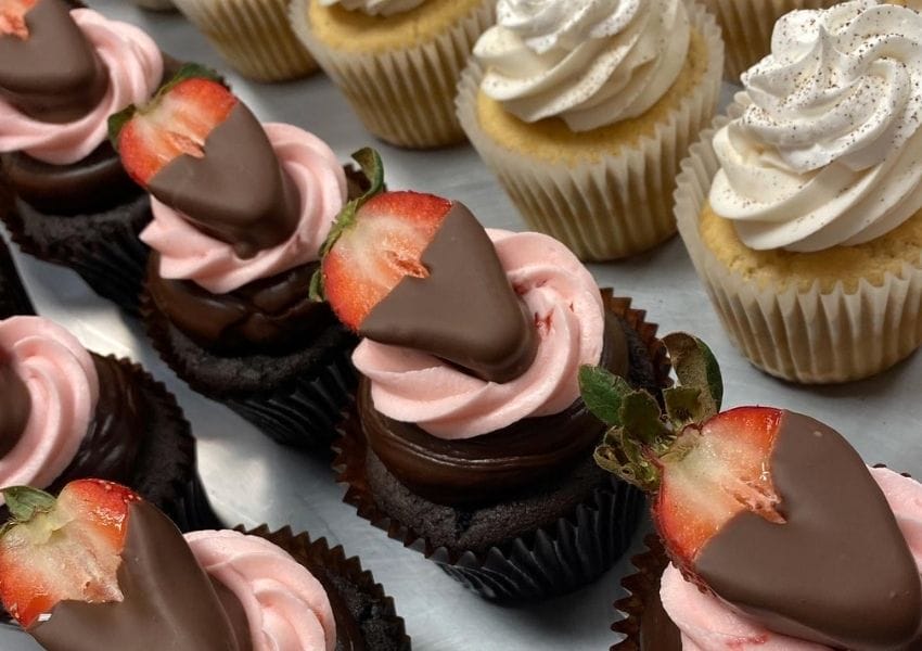 Treat Yourself at These Dessert Spots in Kissimmee UNATION