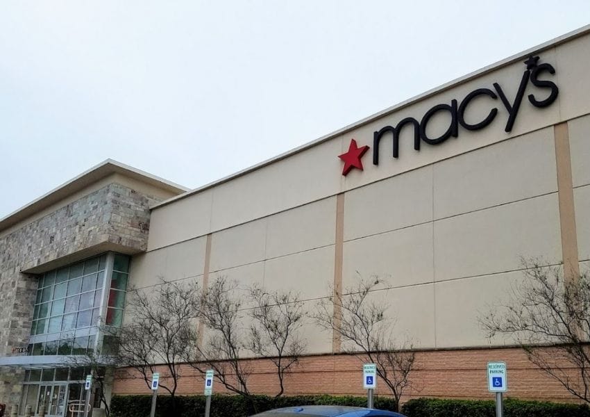 9 Stores in the Domain with Seats for Your Man