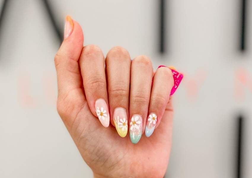 6+ Nail Salons in Dallas For The Best ManiPedi UNATION