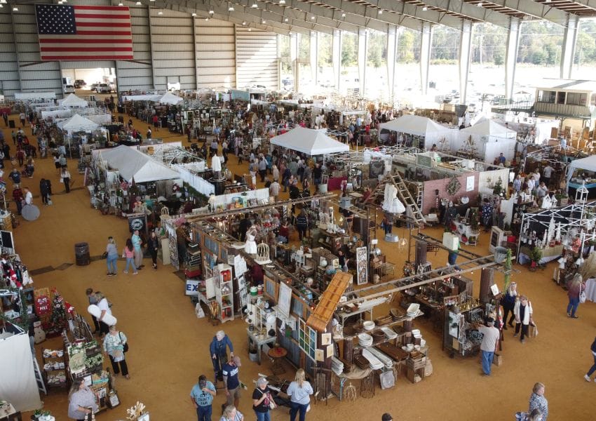 What to Expect at Vintage Market Days in Jacksonville Area