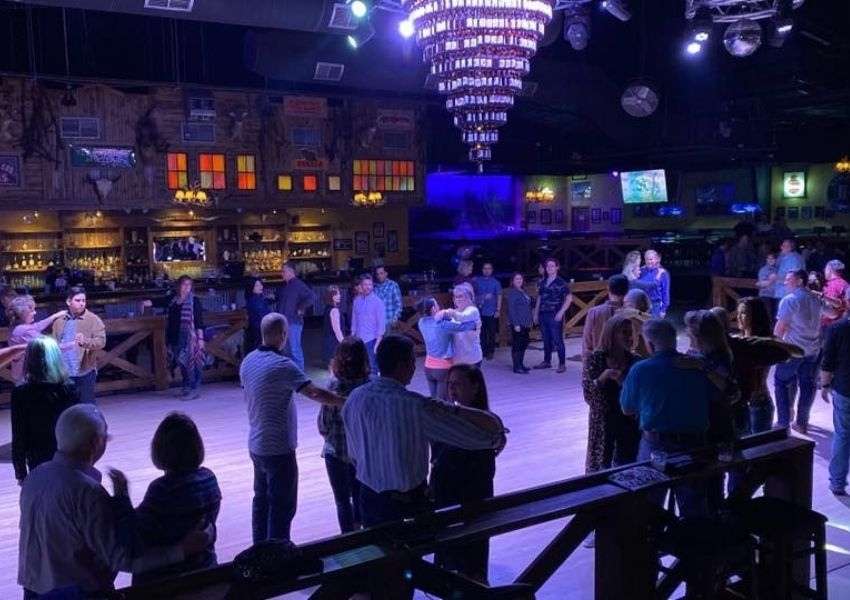 5 Best Country Dance Halls in Houston UNATION