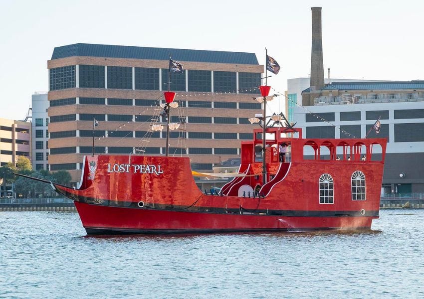 Lost Pearl - Tampa's Pirate Ship Departing From Downtown Tampa