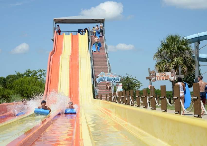 6+ Best Water Parks in Dallas to Enjoy This Summer UNATION