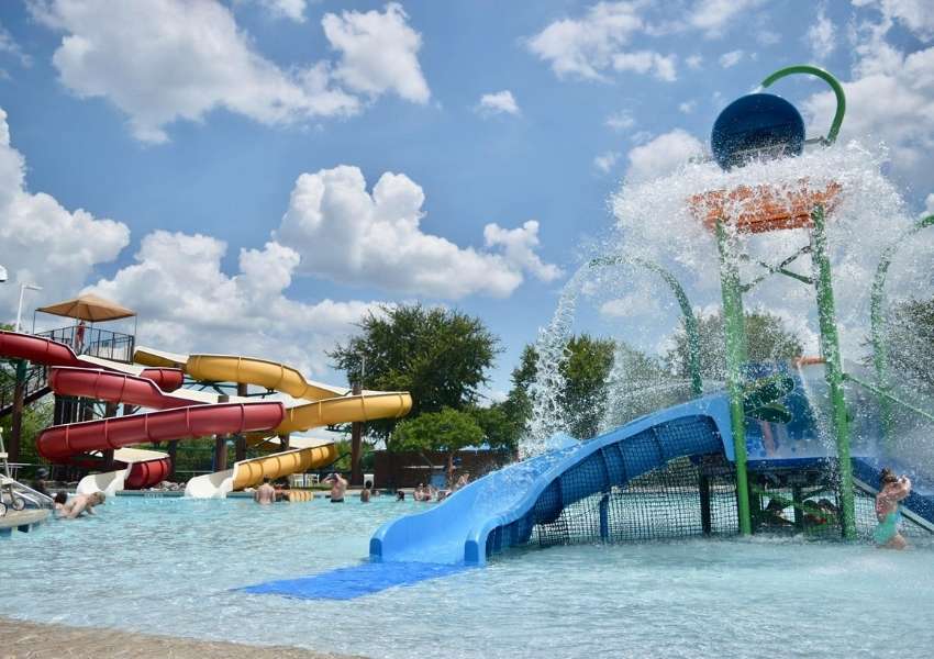 6+ Best Water Parks in Dallas to Enjoy This Summer | UNATION