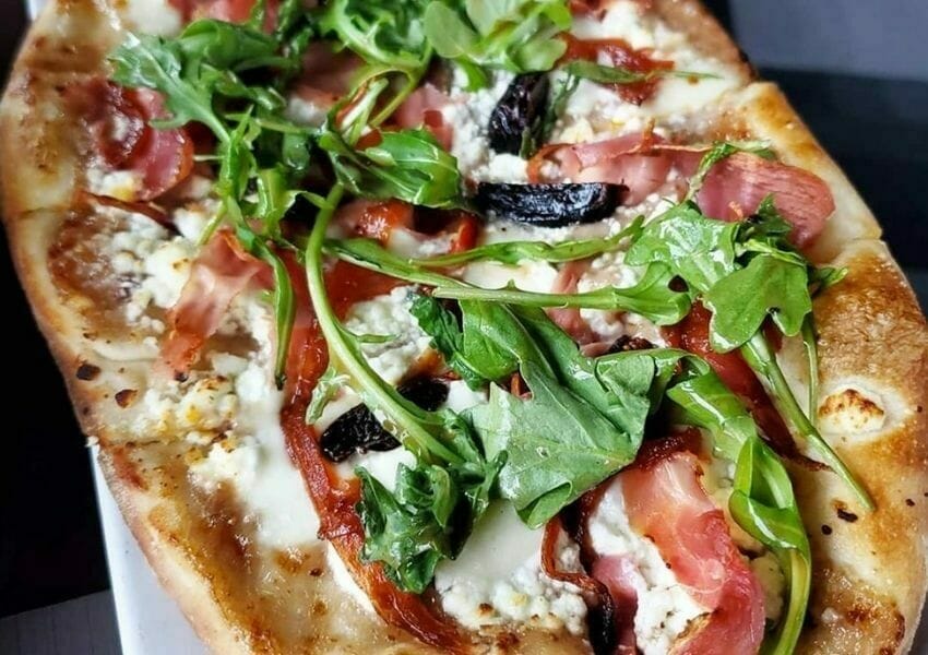 Flatbread and pizza in Channelside: Splitsville