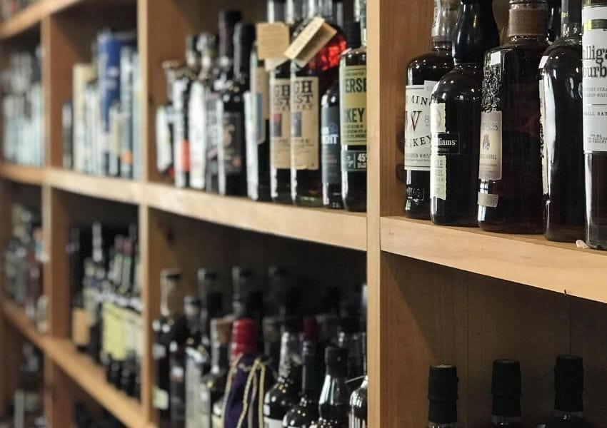 Our Favorite Wine Bars in Jacksonville UNATION