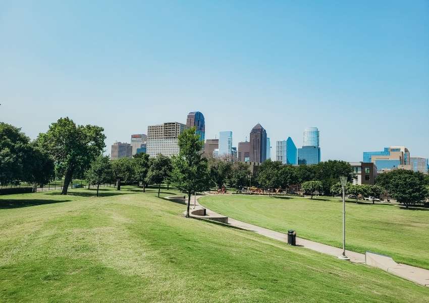 Family-Friendly Parks in Dallas
