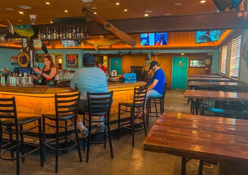 sports bars in south tampa