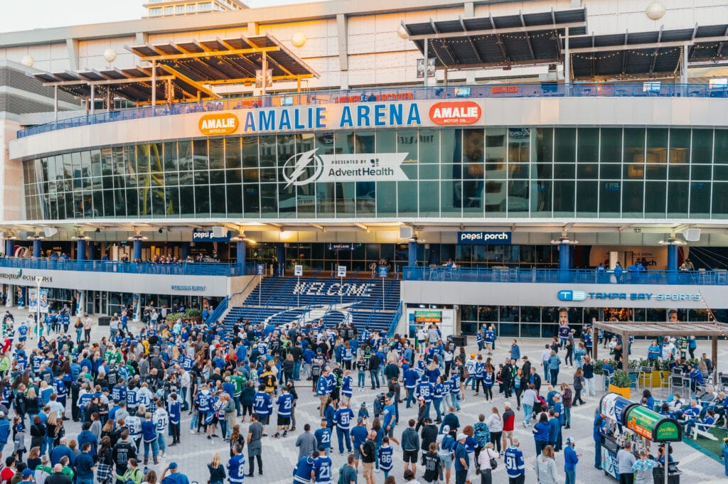 Fan's Guide to the Tampa Bay Lightning: Tickets, Experiences, and More –  UNATION