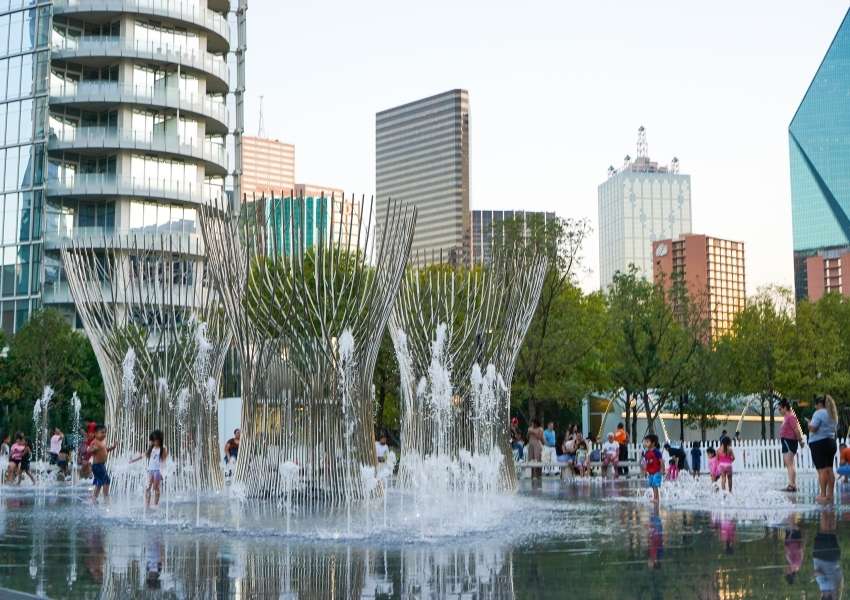 5 MustDo Activities in Dallas in October UNATION