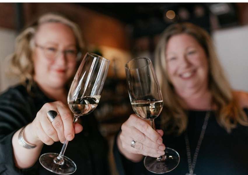 Try these 7 Incredible Wine Bars in the Heights! UNation