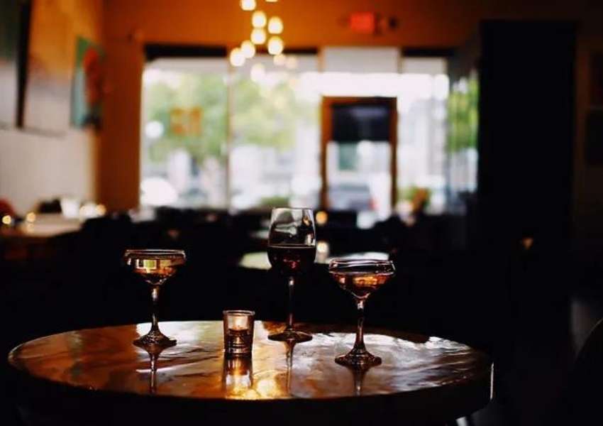16 Amazing Wine Bars in Houston