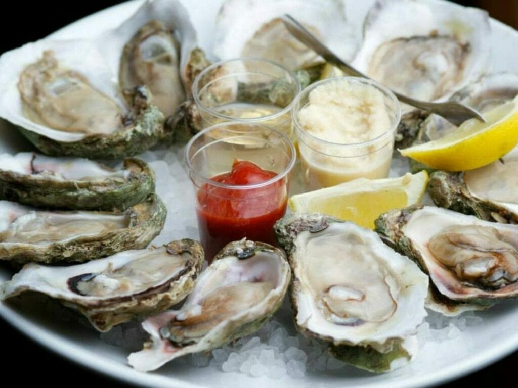 Where to Get the Best Oysters in Jacksonville