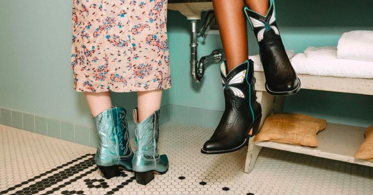 7+ Top Boutiques in Dallas for Your NYE Outfit UNATION