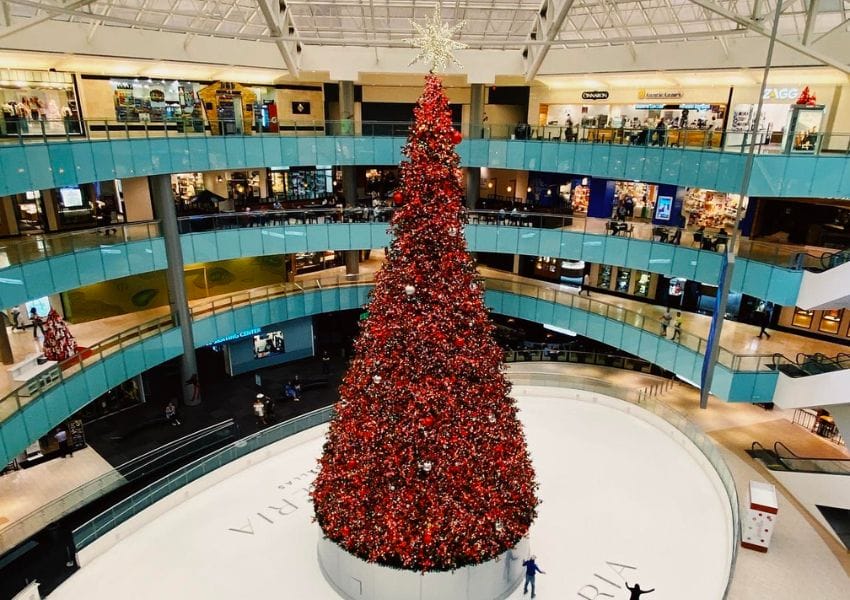 Holidays at Galleria Dallas - DFWChild