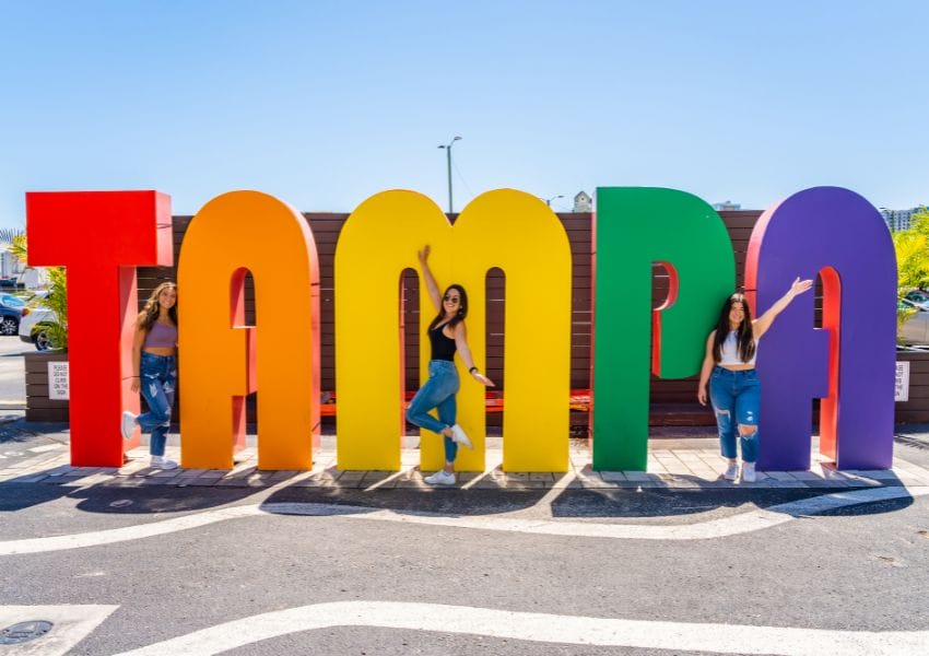 5+ Cheap Date Ideas in Tampa Bay that Feel Free