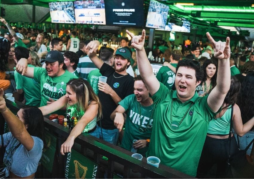 5+ Best Irish Pubs in Tampa Bay: Beer, Shepherd’s Pie & More