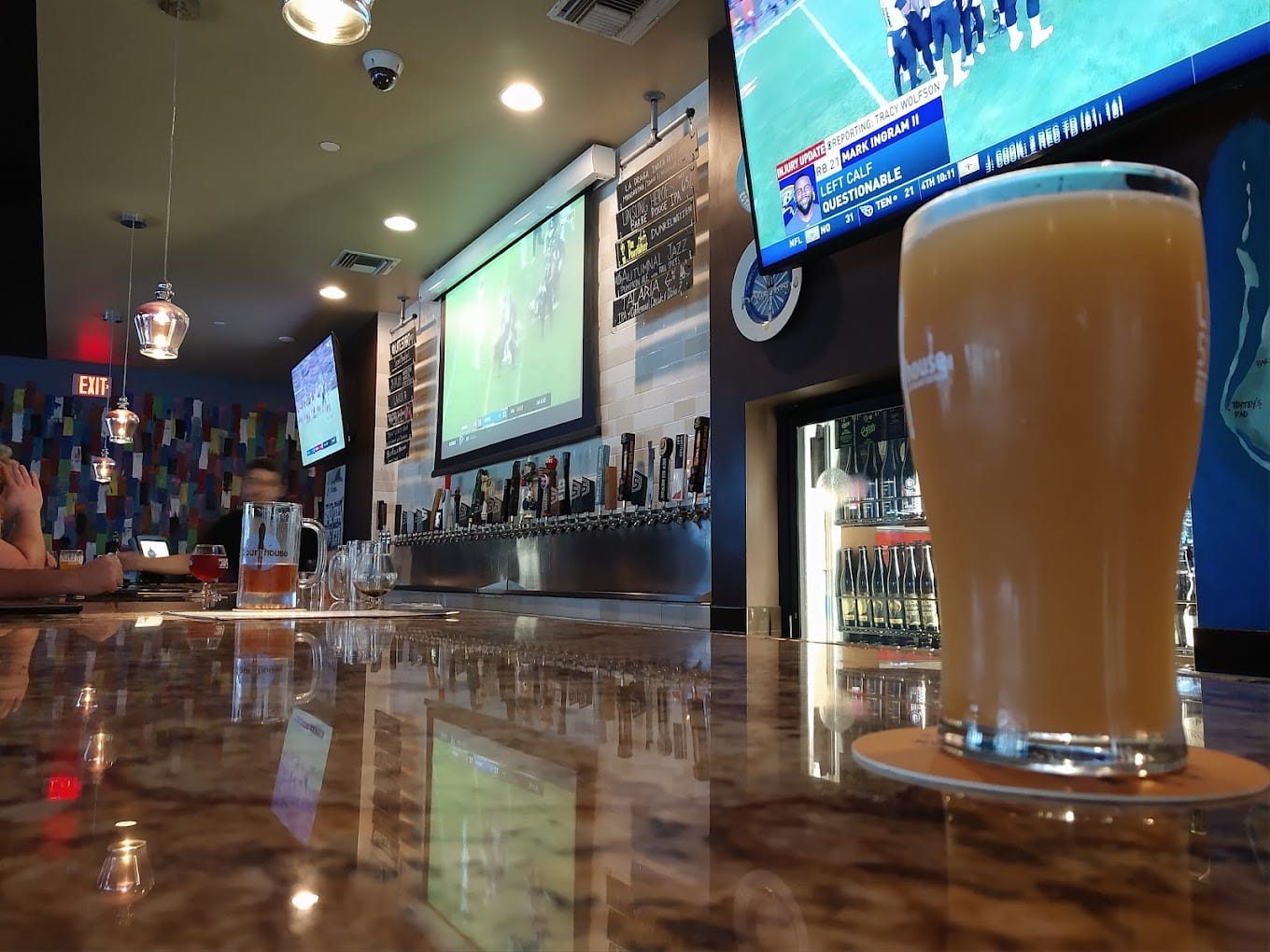 happy hours in channelside