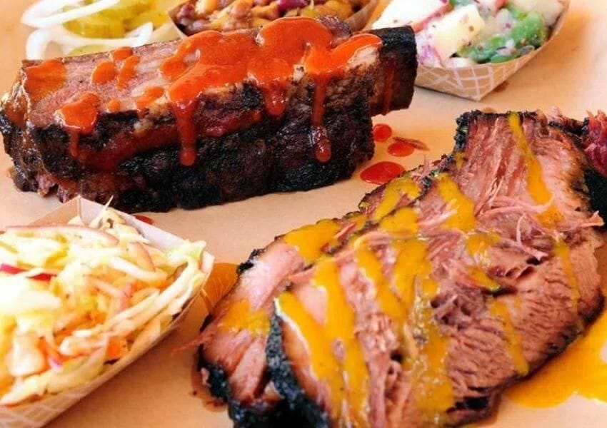 10+ Fun DogFriendly Restaurants in Jacksonville UNATION