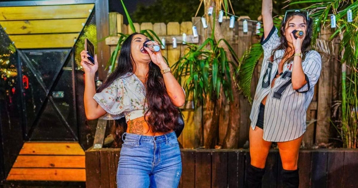 The Best 8+ Karaoke Bars in Tampa Bay for a Fun Night Out