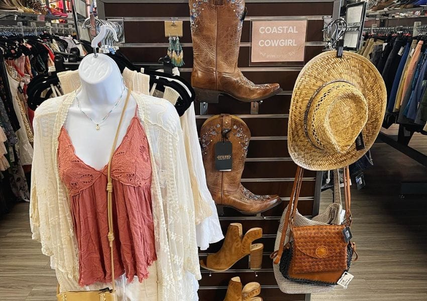 5 Best Thrift Stores In Tampa Bay Unique And Cheap Finds