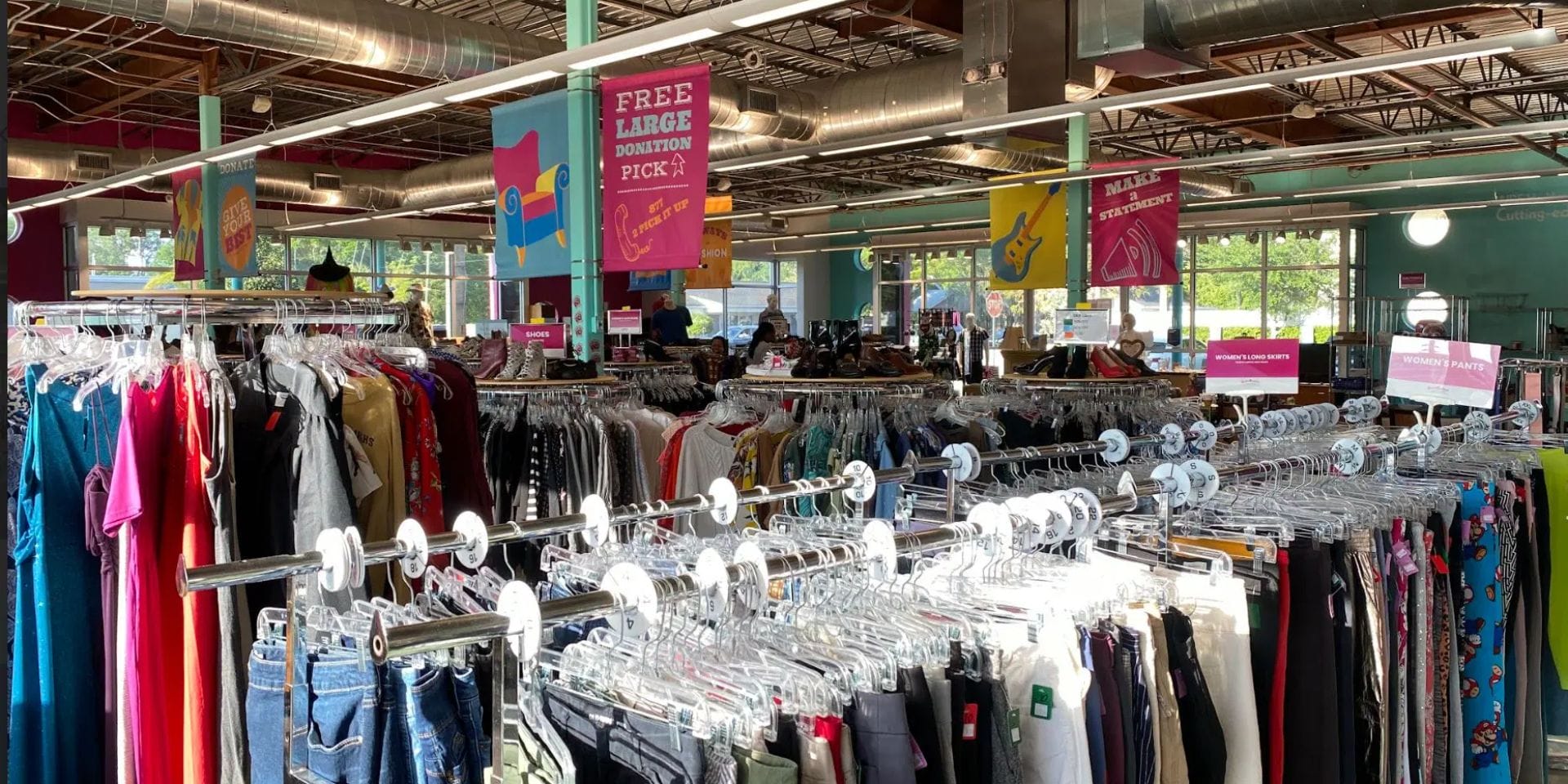 10+ Vintage \u0026amp; Thrift Stores in Orlando to Find the Best Gems, image size:1920x960